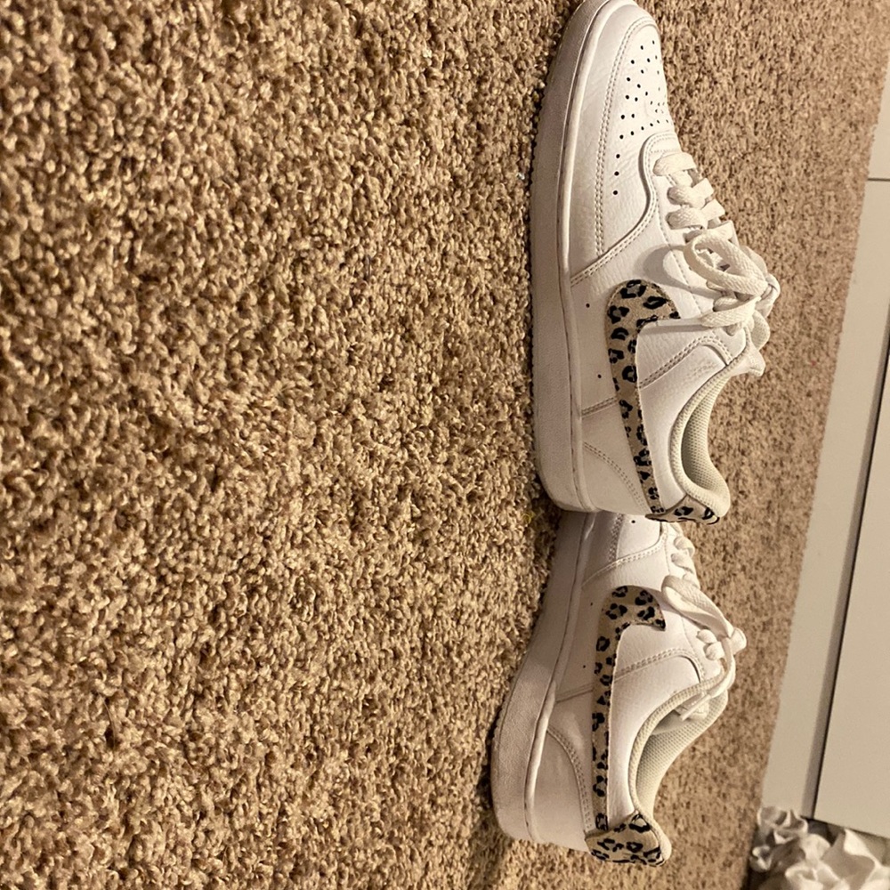 Nike women 7 shoes - Picture 1 of 2